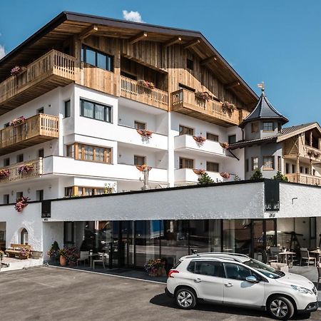 Hotel Ciasa Tama La Villa  Ngoại thất bức ảnh
