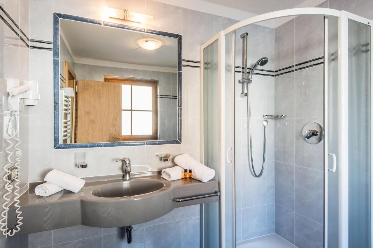 Hotel Ciasa Tama La Villa  Ngoại thất bức ảnh