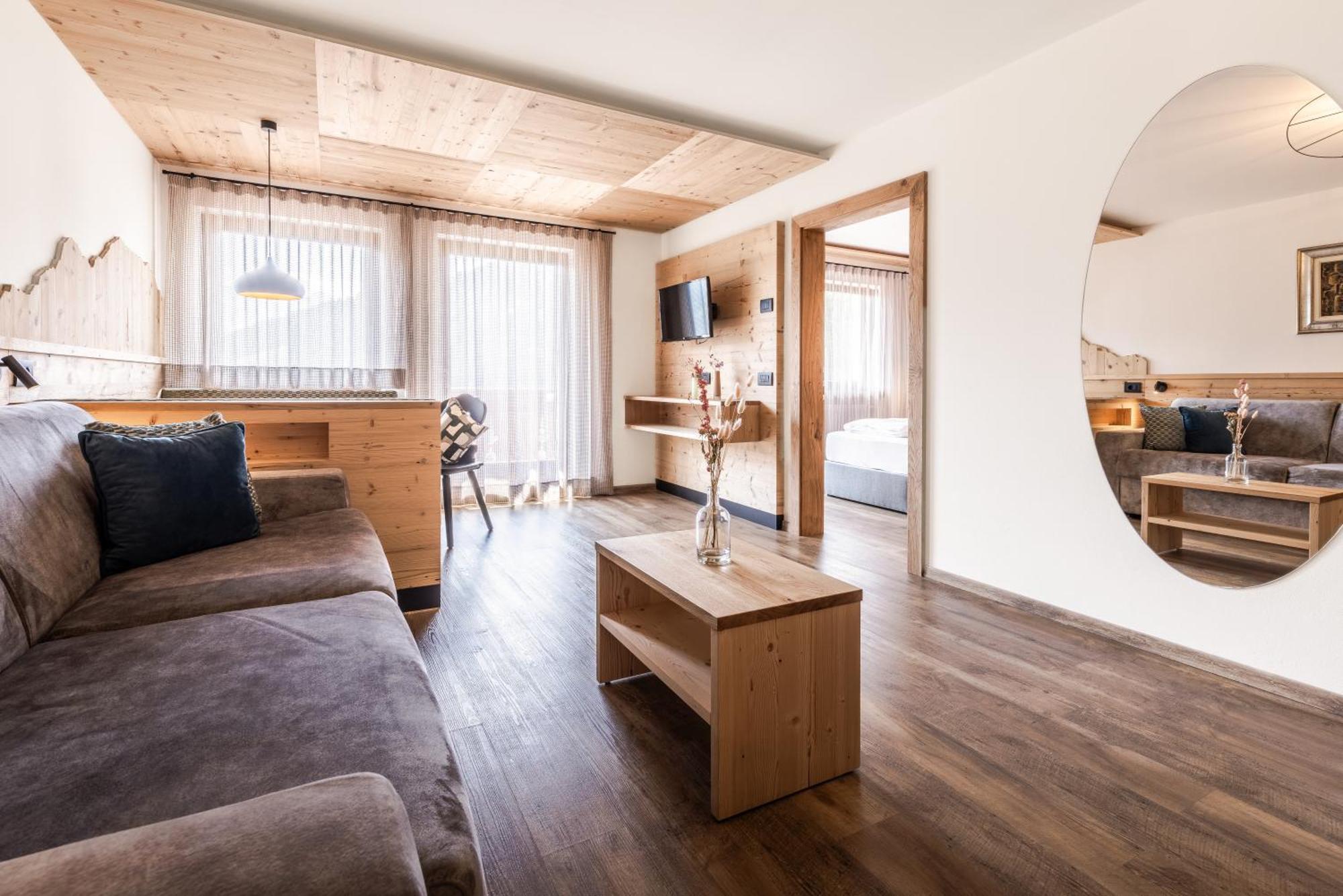 Hotel Ciasa Tama La Villa  Ngoại thất bức ảnh